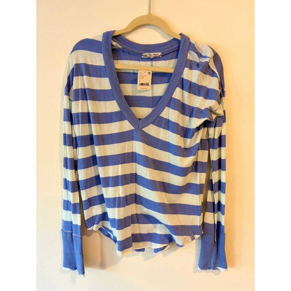 Free People We The Free Blue Fizz Striped V-Neck Pullover Top OB1668568 Small